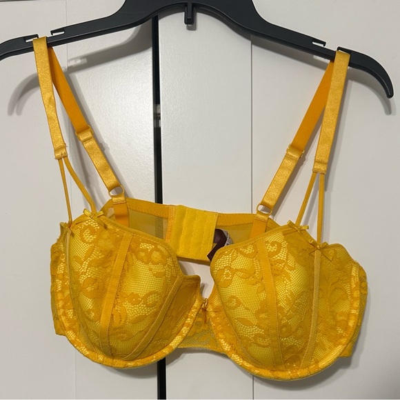 Adore Me Vibrant Yellow Lace Bra - Picture 1 of 5